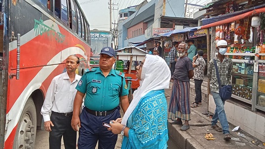 চট্টগ্রামে অতিরিক্ত বাস ভাড়া আদায় প্রতিরোধ ও সড়ক পরিবহন আইন, ২০১৮ প্রয়োগে মোবাইল কোর্ট পরিচালনা