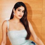 ৩০ লাখ কুকুর হত্যার সিদ্ধান্তে ক্ষুব্ধ জাহ্নবী কাপুর