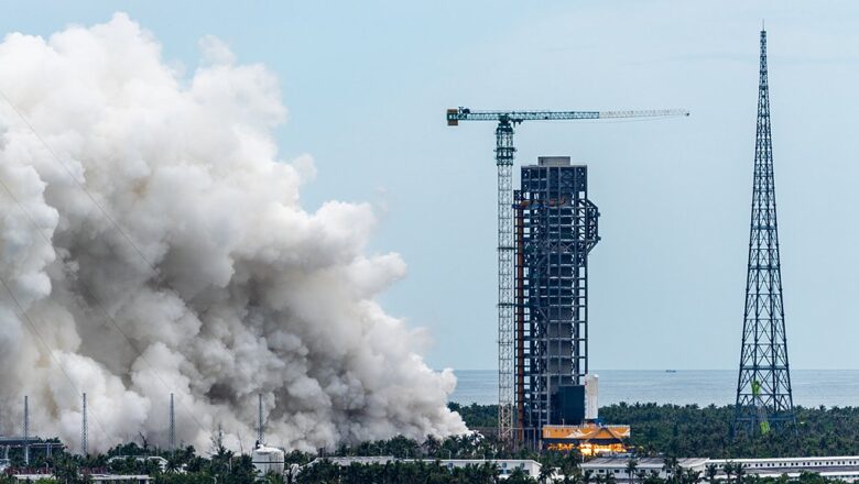 চন্দ্রাভিযান রকেটের স্ট্যাটিক ফায়ার টেস্ট সফলভাবে সম্পন্ন করেছে চীন
