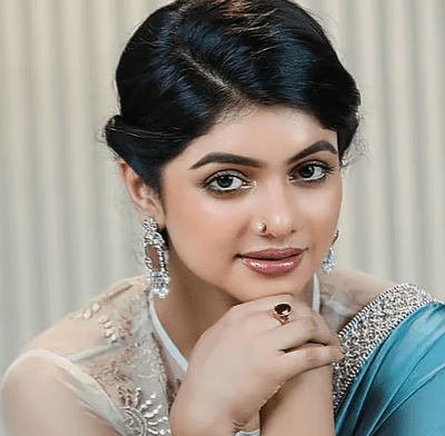 অভিনেত্রী সোহানা সাবাকে ডিবি কার্যালয়ে নেওয়া হয়েছে