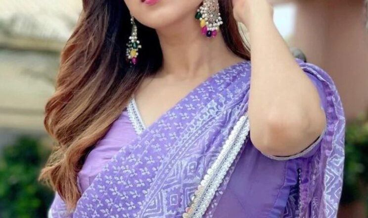 নেটিজেনদের প্রশংসায় ভাসছেন মিম