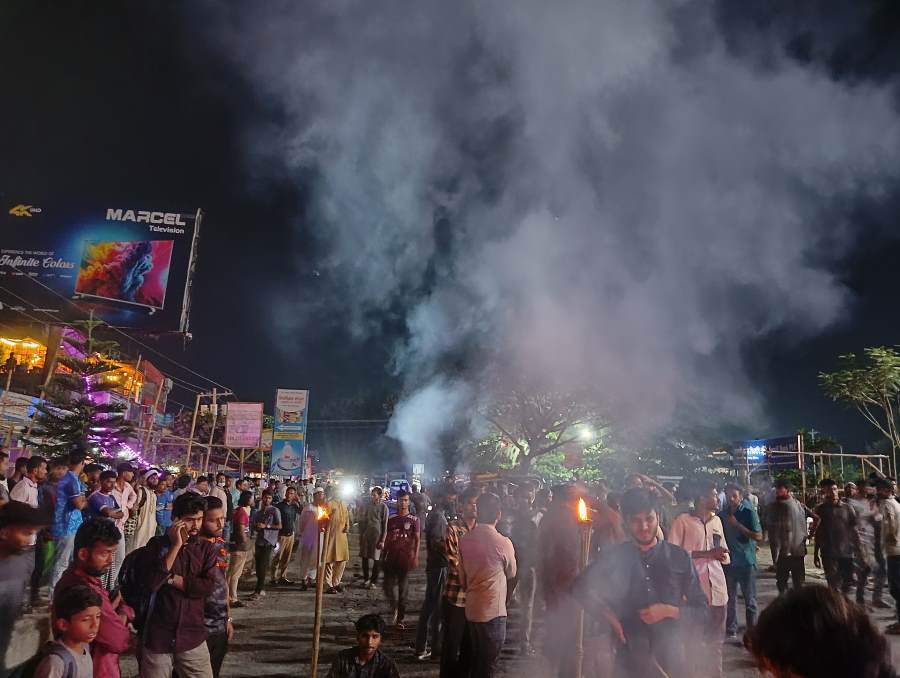 বরিশাল বিশ্ববিদ্যালয়ে উত্তাল আন্দোলন