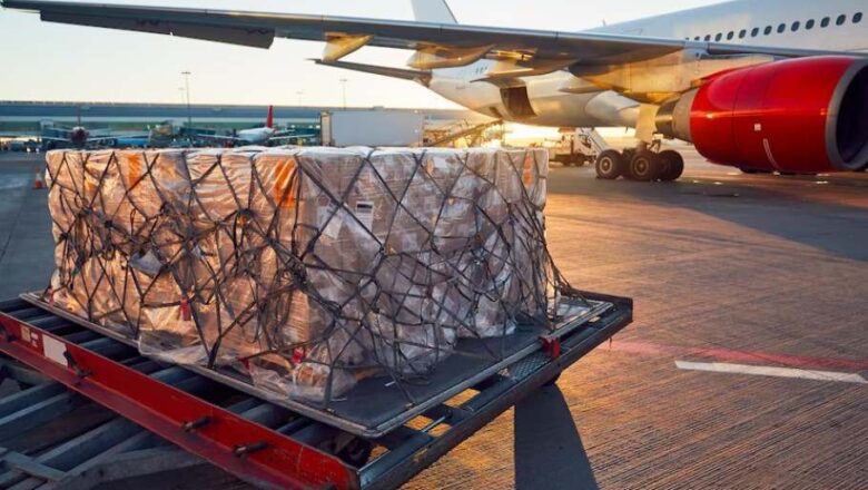 ভারতের ট্রান্সশিপমেন্ট সুবিধা বন্ধের পর বিমানের কার্গো সক্ষমতা বৃদ্ধি করছে বাংলাদেশ