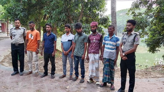 মাদকদ্রব্য সেবন ও বিক্রির দায়ে ছয় জনের জেল-জরিমানা