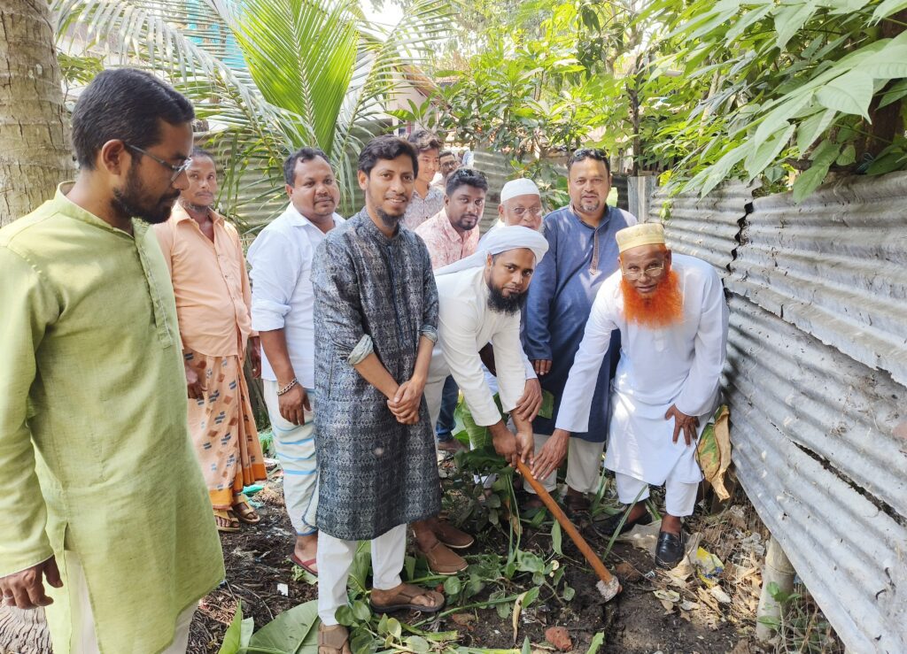 আমতলী পৌরসভার ৪২টি উন্নয়ন কাজের উদ্বোধন