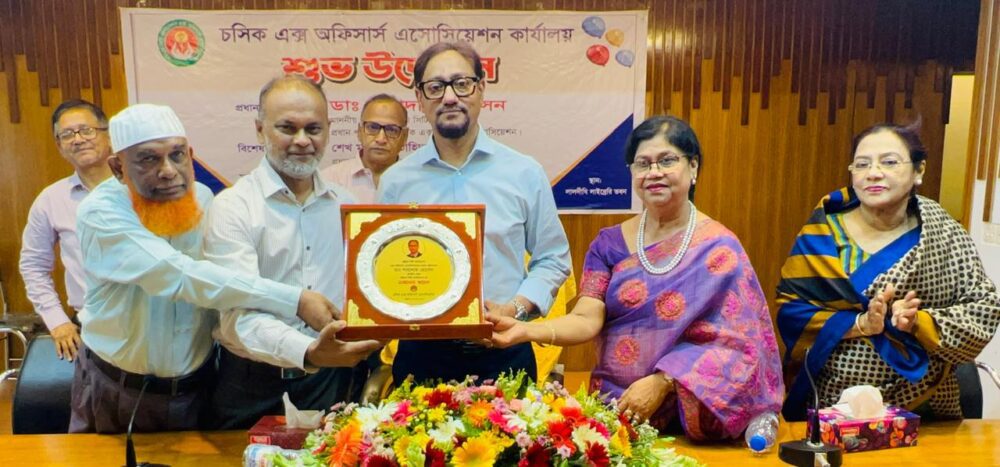 চট্টগ্রাম নগরীর শতভাগ উন্নয়ন ও নাগরিক সেবায় সিটি গভর্নমেন্ট ধারণা বাস্তবায়নের বিকল্প নেই :- মেয়র ডা. শাহাদাত