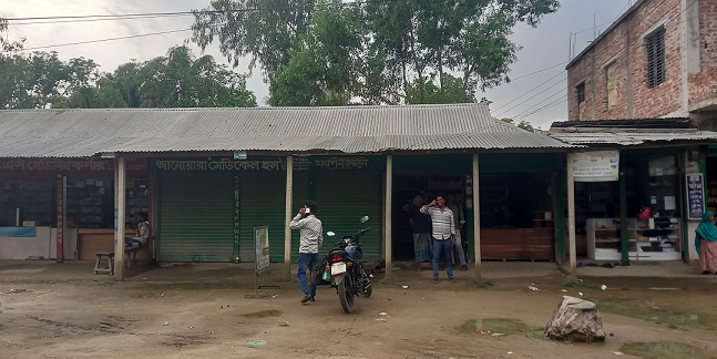 ঝিনাইগাতীতে ভূমি অফিসের মিথ্যা প্রতিবেদনে জমি হারানোর আশঙ্কায় এক পরিবার