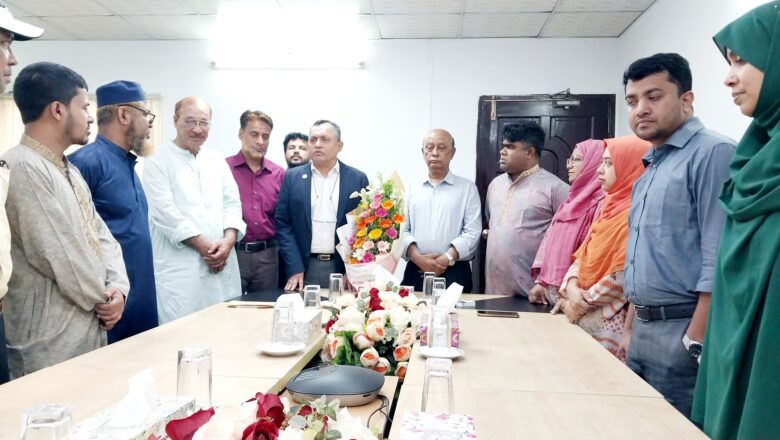 প্রিমিয়ার ইউনিভার্সিটি ‘র ভাইস চ্যান্সেলর এর সাথে সৌজন্য সাক্ষাত করলেন কলেজ , স্কুল শিক্ষক নেতৃবৃন্দ