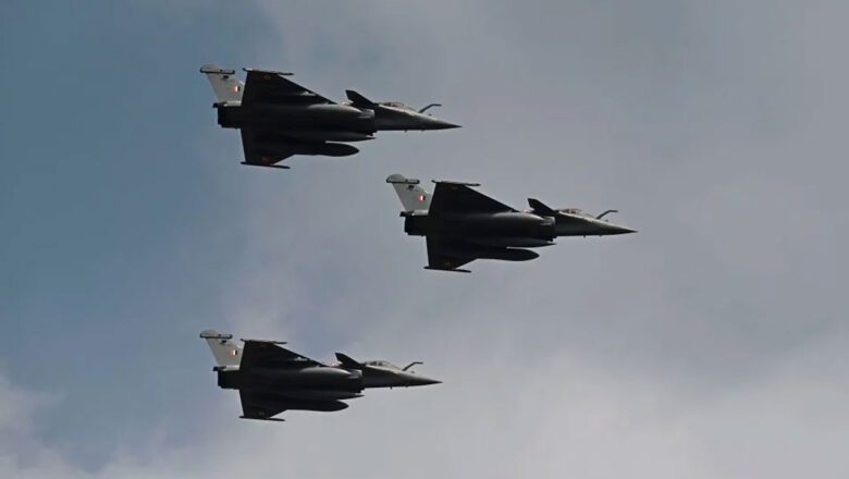 ভারতের ভূপাতিত হওয়া ৫ যুদ্ধবিমানের ৩টিই রাফাল ফাইটার জেট: পাকিস্তানি সংবাদমাধ্যম