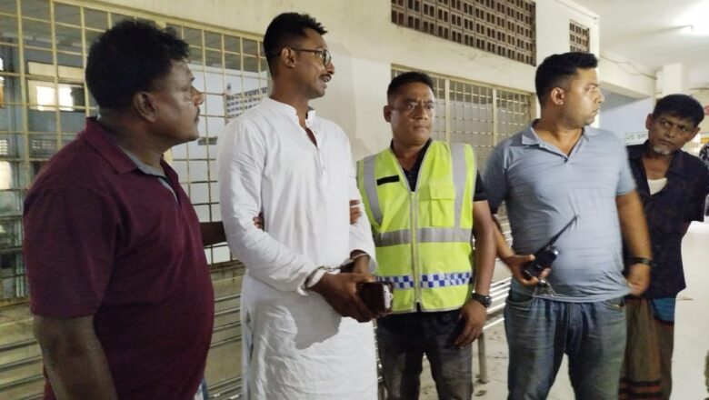 খুবি শিক্ষকের গায়ে হাত তোলা অভিযুক্ত শিক্ষার্থী নোমান আটক