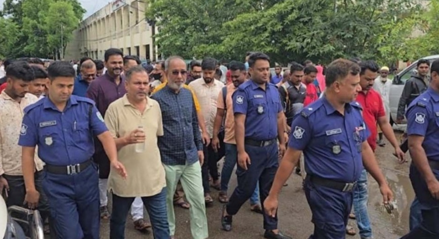 ৬ নেতাকে কারাগারে