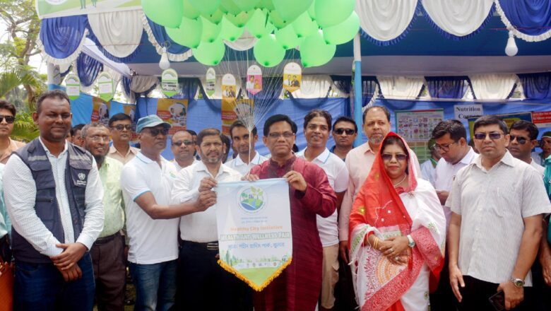 খুলনায় স্বাস্থ্য সচেতনতায় ‘হেলদি মেলা’ আর ম্যারাথন