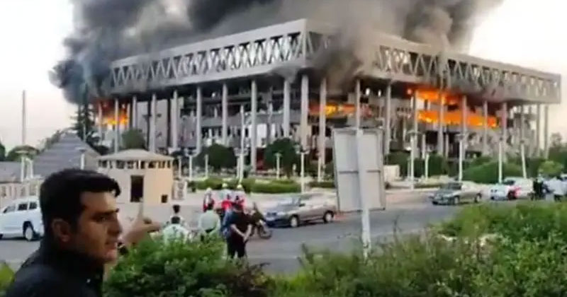 টেলিভিশন ভবনে ক্ষেপণাস্ত্র হামলা