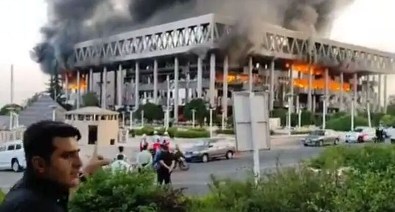 ইরানের রাষ্ট্রীয় টেলিভিশন ভবনে ক্ষেপণাস্ত্র হামলা চালিয়েছে ইসরাইল