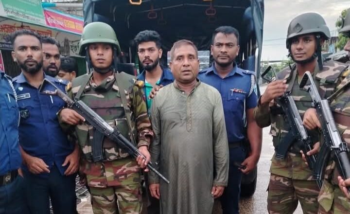 সাতকানিয়ায় বালু ব্যবসায়ীকে অপহরণের পর যৌথ বাহিনীর অভিযানে উদ্ধার