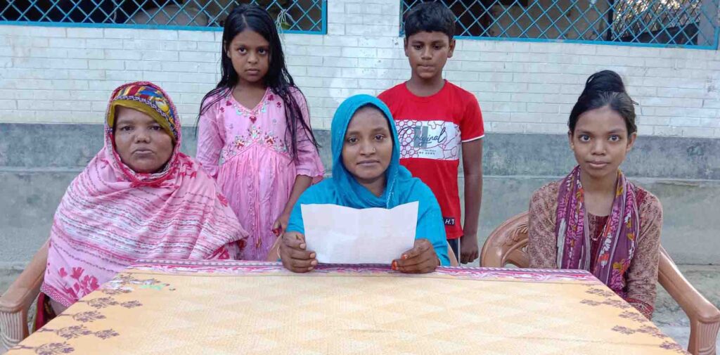 মান্দায় জীবনের নিরাপত্তাহীনতায় প্রবাসী’র পরিবারের সংবাদ সম্মেলন