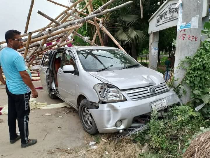 সান্তাহারে প্রাইভেটকারের ধাক্কায় সড়কের পাশে দাঁড়িয়ে থাকা শিশু নিহত