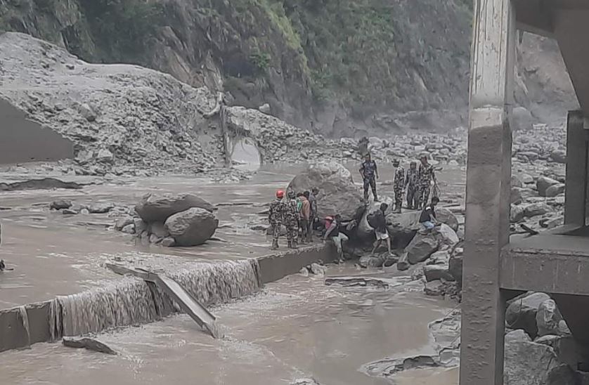 নেপালে বন্যায় ৬জন চীনা নাগরিক, নিখোঁজ