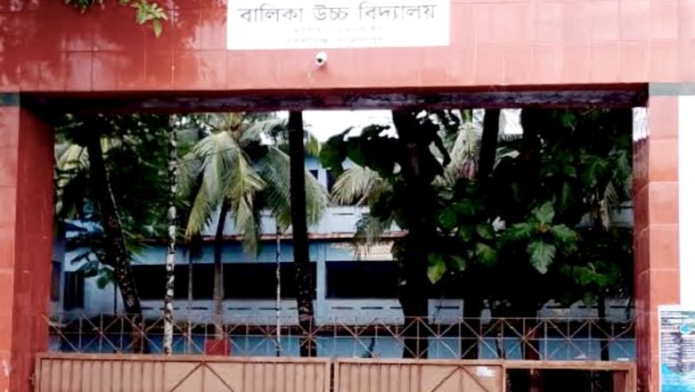 বকশীগঞ্জে স্কুল ভবন থেকে লাফিয়ে শিক্ষার্থীর আত্মহত্যা চেষ্টা