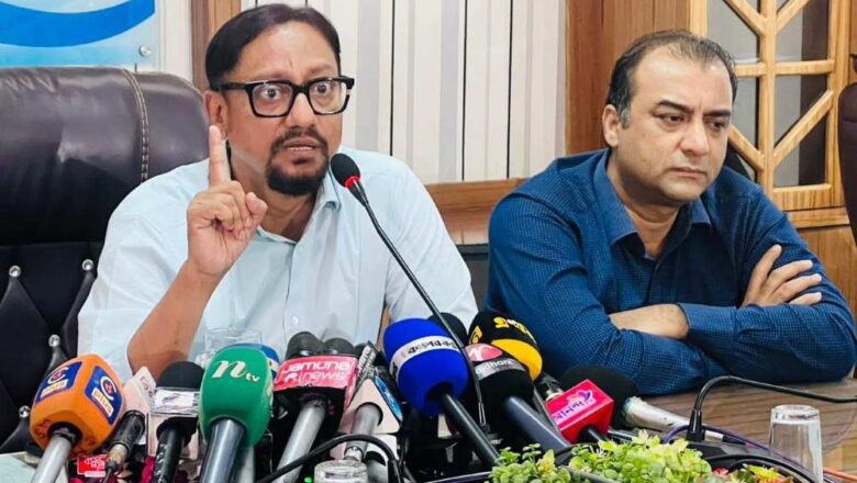 কানাডা সফর শেষে সাংবাদিকদের সাথে চসিক মেয়র ডা. শাহাদাতের মতবিনিময়