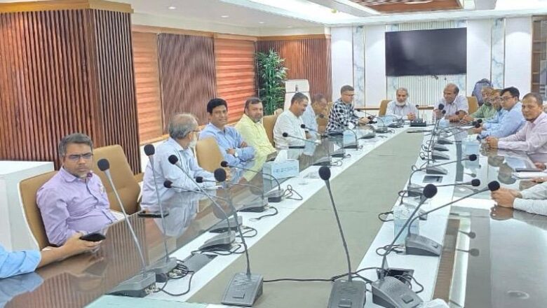 হয়রানির প্রতিবাদে চট্টগ্রাম প্রাইভেট হসপিটাল ওনার্স অ্যাসোসিয়েশনের প্রতিবাদ সভা অনুষ্ঠিত