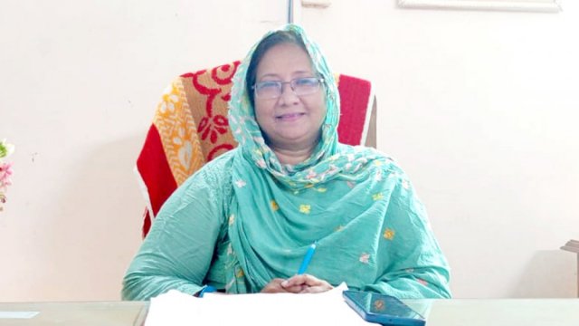 র‍্যাগিংয়ের তথ্য জানতে চাইলে সাংবাদিককে ব্যক্তিগত প্রশ্ন জবি আইইআর পরিচালকের