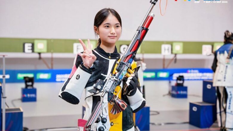 ১৬ বছর বয়সেই বিশ্বকাপে বাজিমাত চীনা কিশোরীর