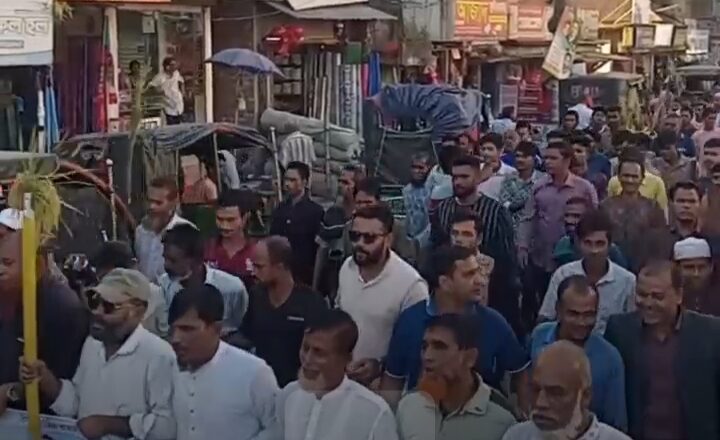 গৌরীপুরে উপজেলা ও পৌর বিএনপির সন্তুষ্টি মিছিল