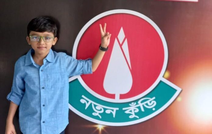 নতুনকুড়ি প্রতিযোগিতায় কৌতুকে দেশসেরা যশোরের সাবিক সাদত