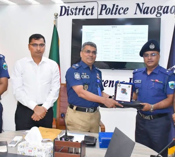 খোরশেদ আলম নওগাঁ জেলার শ্রেষ্ঠ ওসি নির্বাচিত